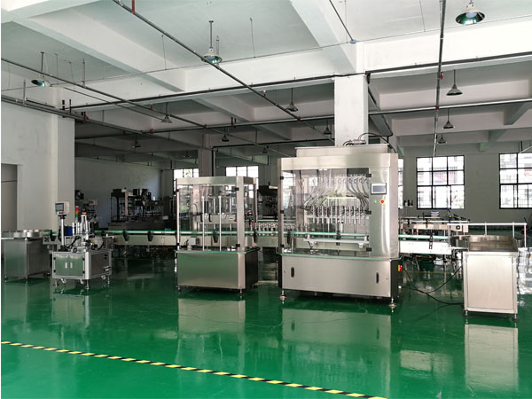 全自動(dòng)液體灌裝機(jī)械